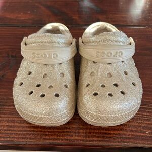 Crocs Kids Glitter Clogs - Gold